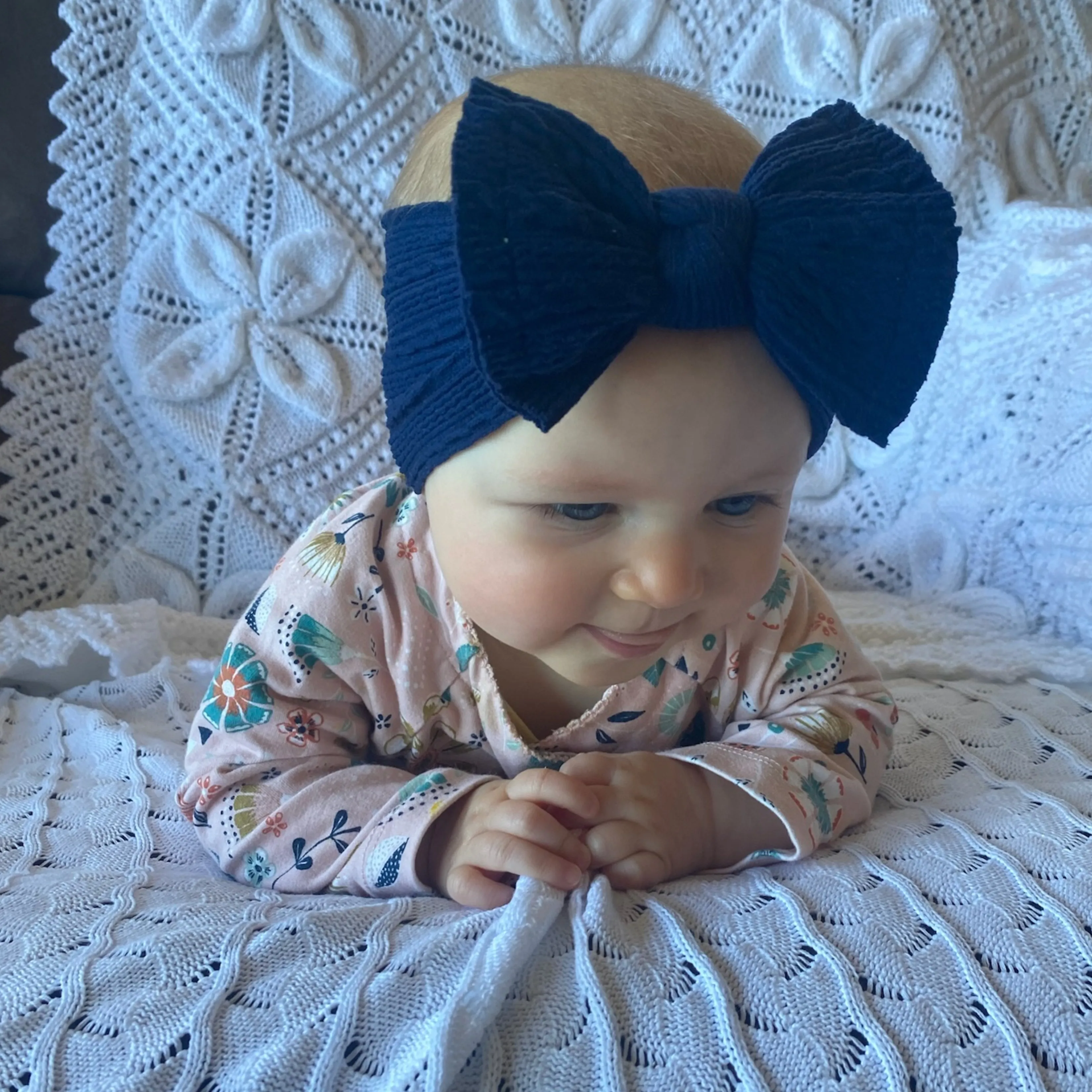 Baby Twist Cable Knit Bow Headband in Navy