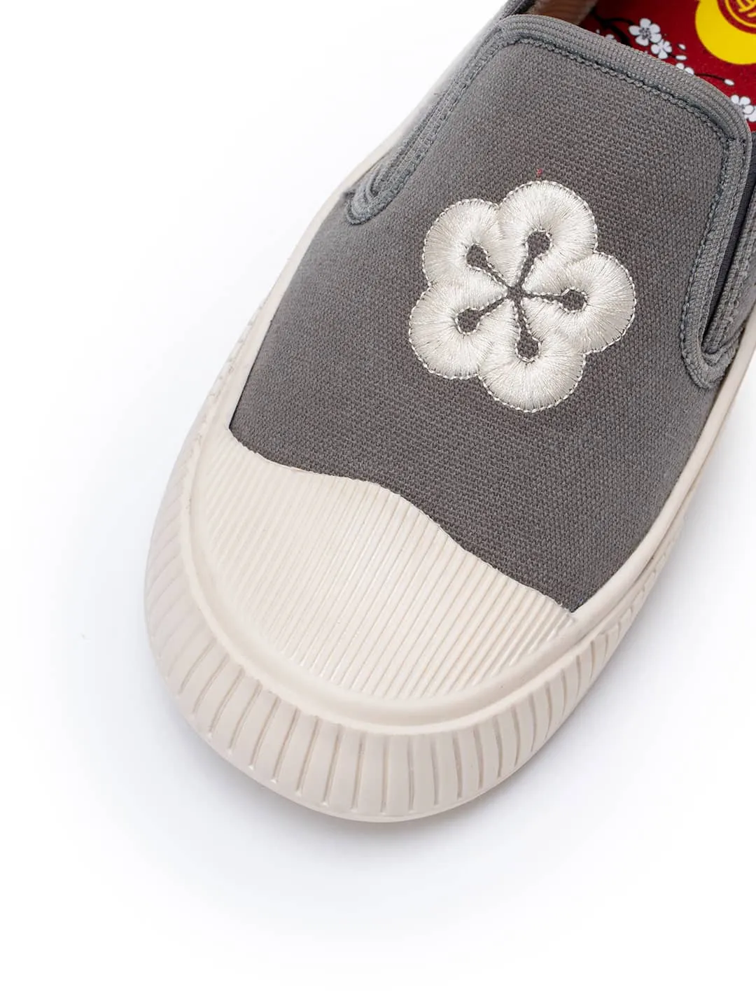 Bacca Bucci Kawaii Sakura Slip-On Sneakers