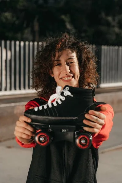 CHAYA - Karma Pro Black Park Quad Roller Skates