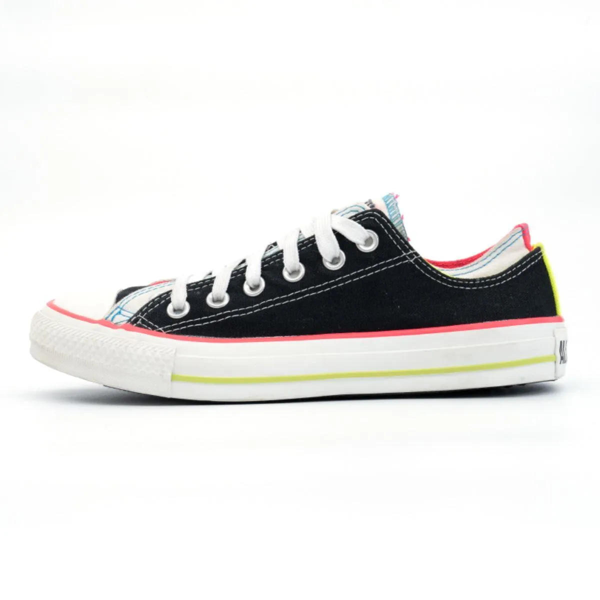 Converse Skate Low-Top Sneakers Canvas Multicolour Colour For Women