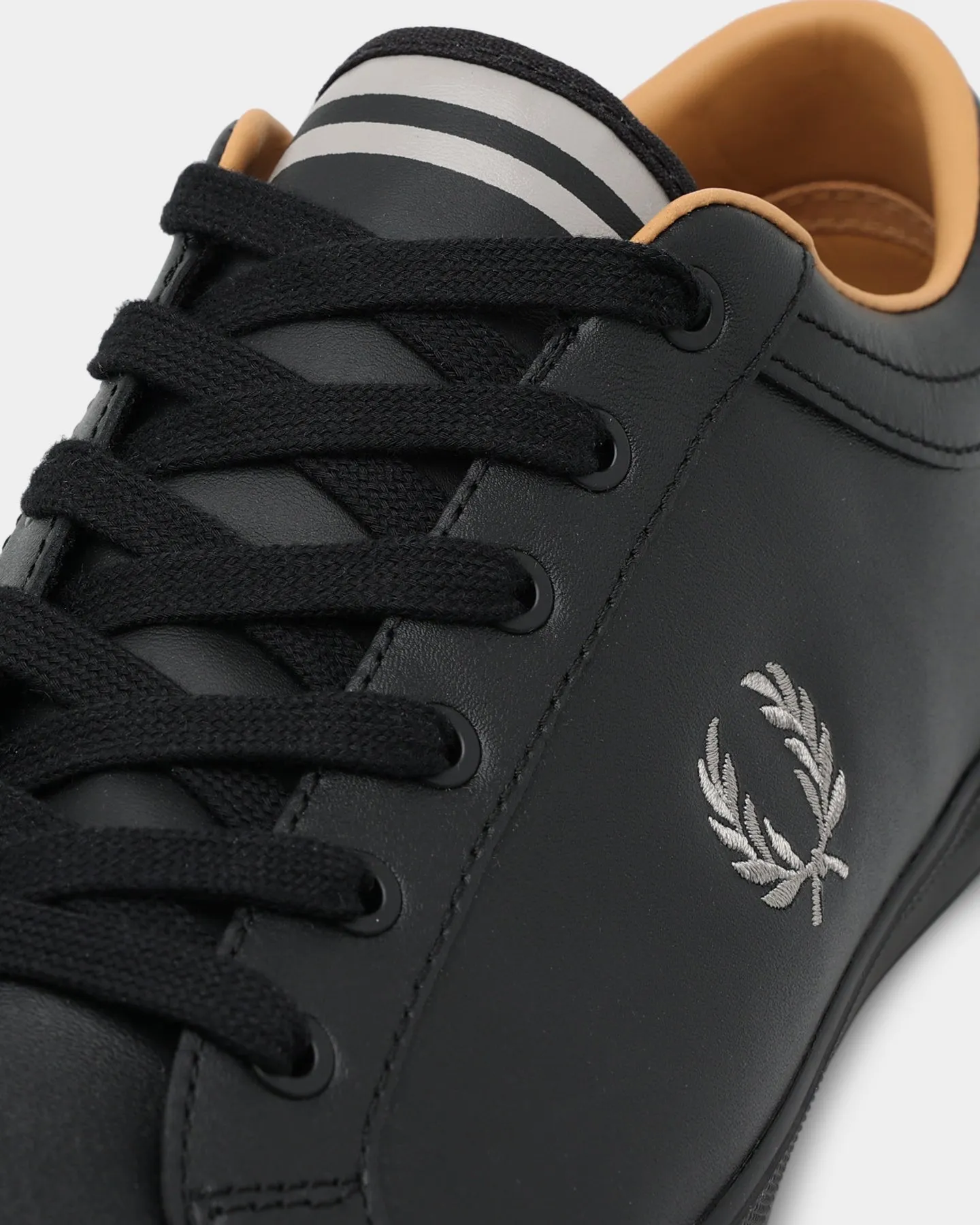 Fred Perry Baseline Black