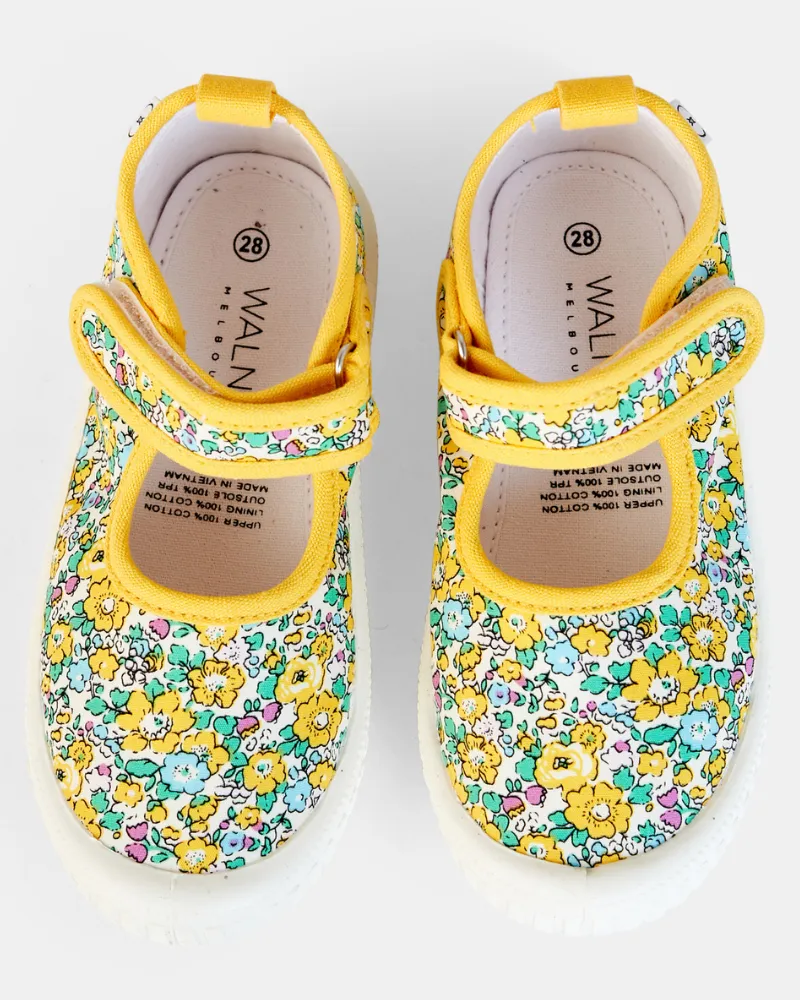 Mary Jane Canvas - Yellow Daisy