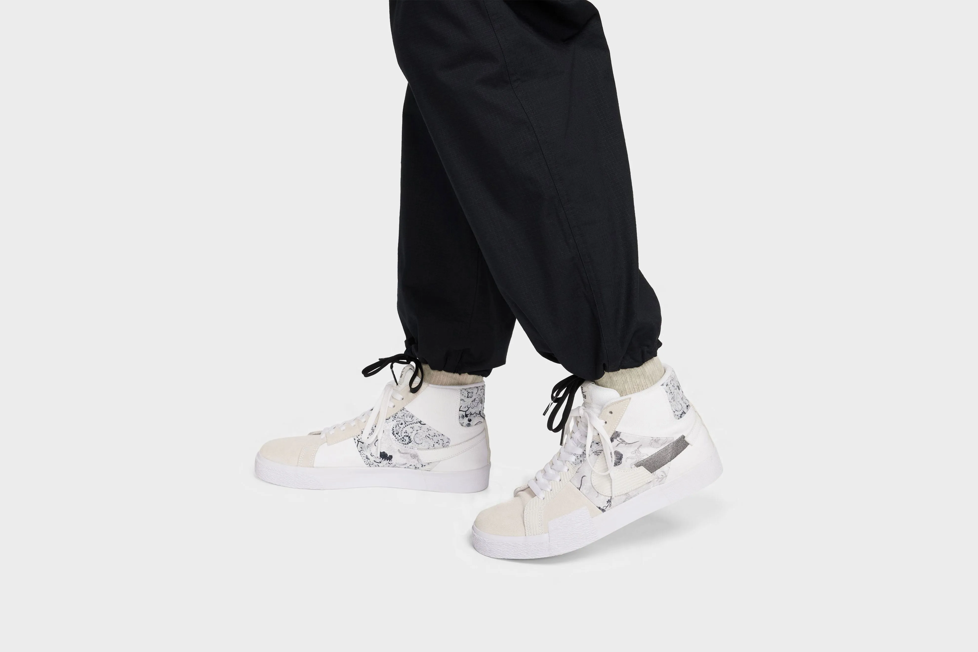 Nike SB Kearny Men's Cargo Skate Pants (Black)