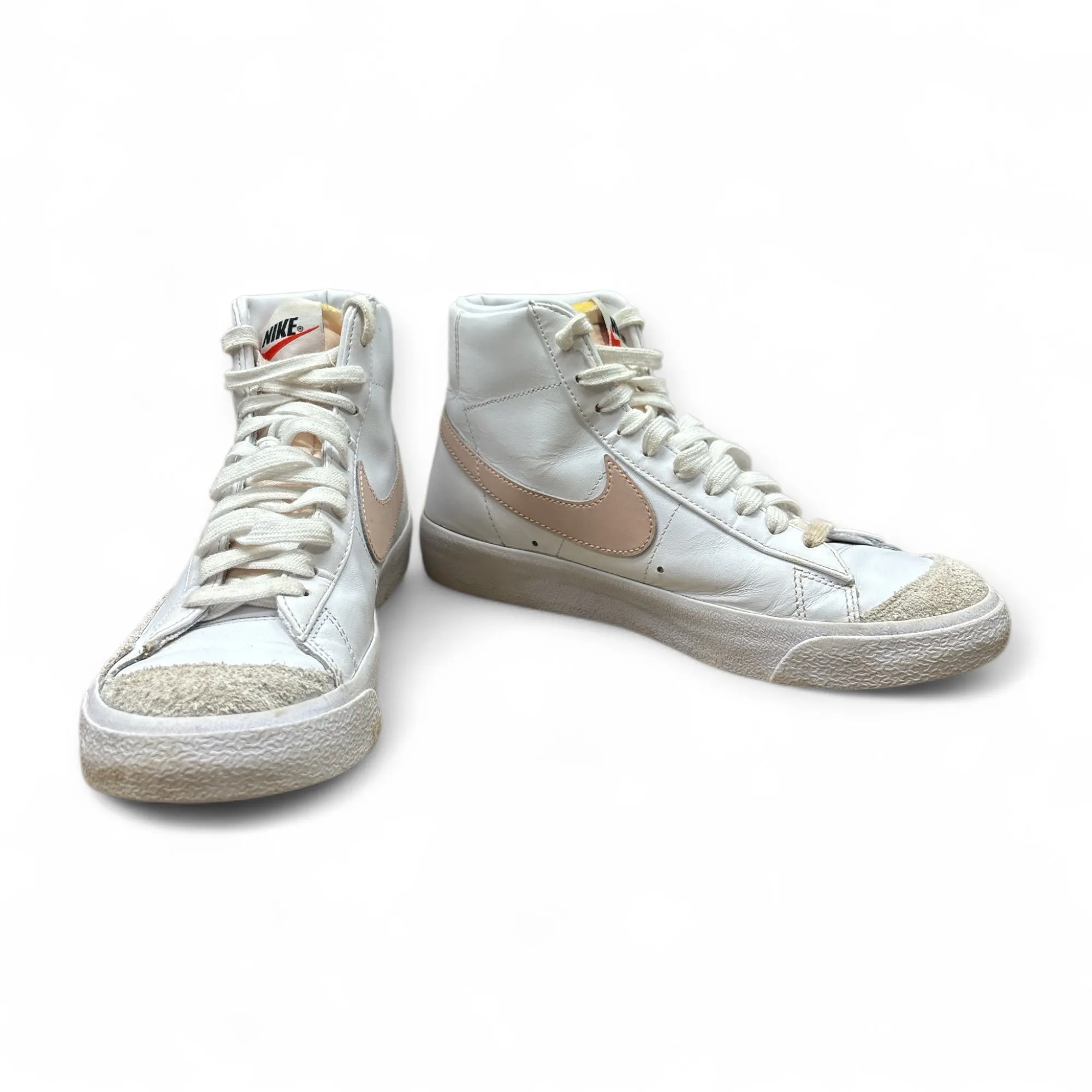 Shoes Athletic By Nike In White, Size: 8