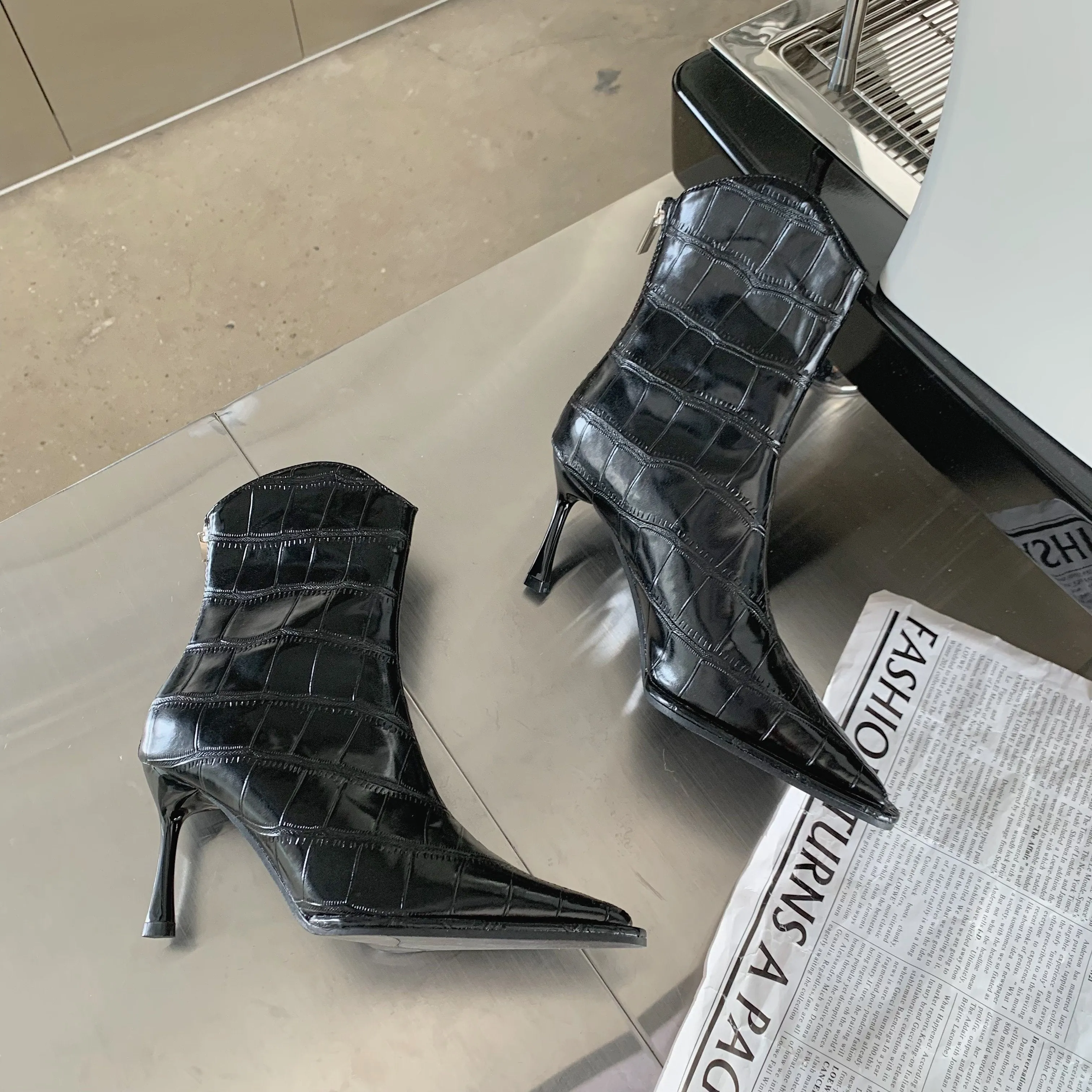 Stone Pattern Pointed Toe Back Zipper Fine High Heeled Boots